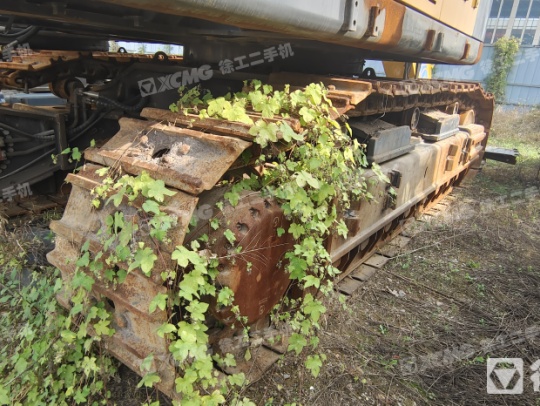 徐工XE700D履带式挖掘机