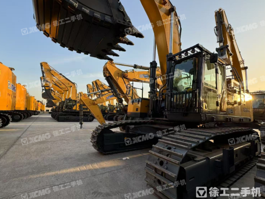 徐工XE700GA履帶式挖掘機