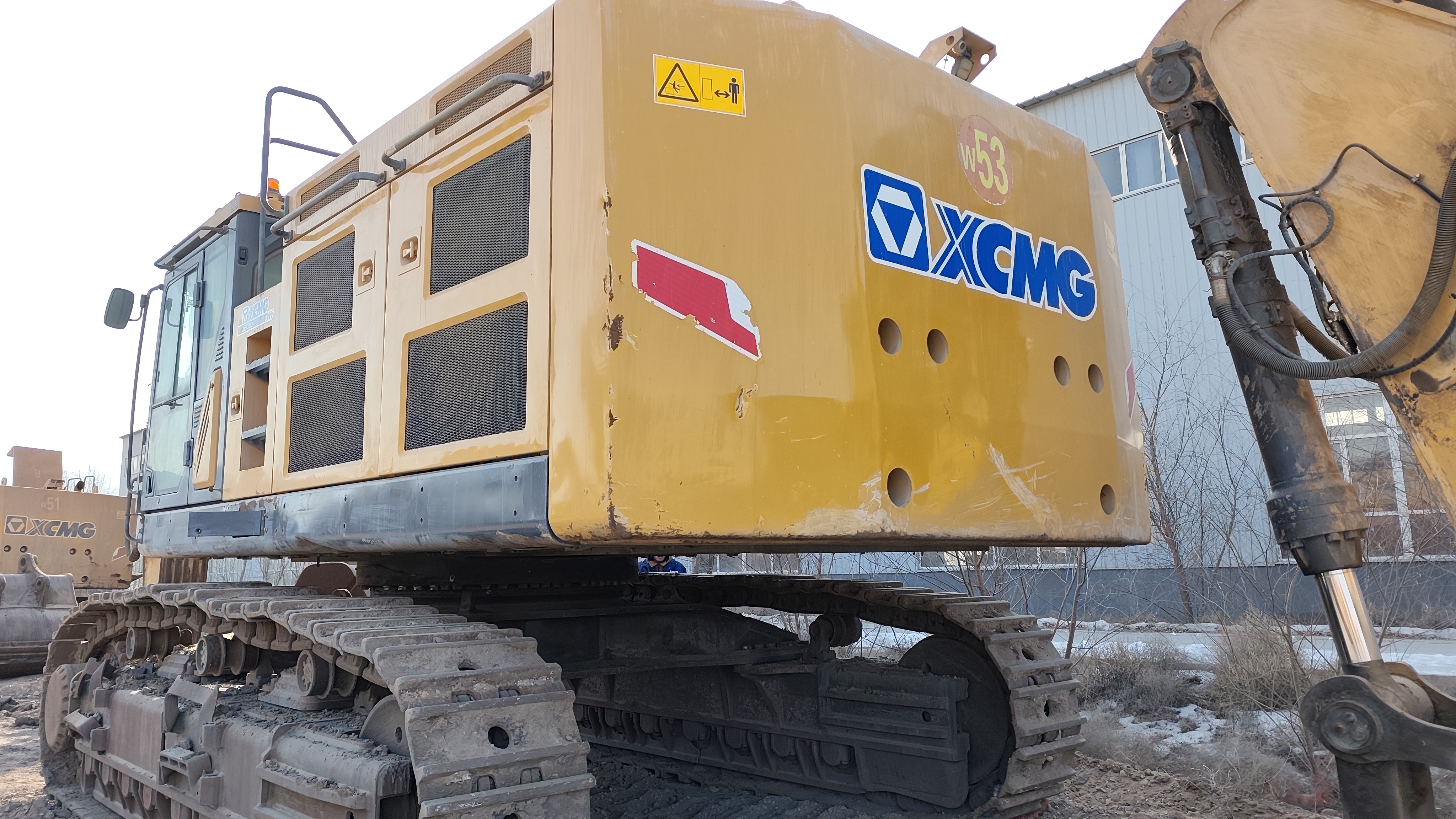 徐工XE750D履帶式挖掘機