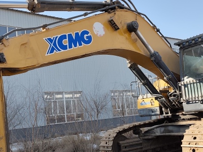 徐工XE750D履帶式挖掘機