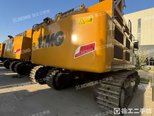 徐工XE700GK履帶式挖掘機