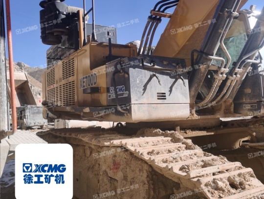 徐工XE700D履带式挖掘机