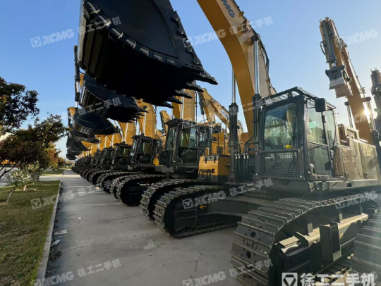 徐工XE700GK履带式挖掘机