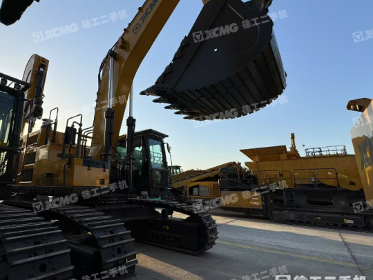 徐工XE700GA履带式挖掘机