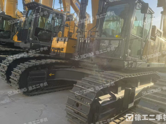 徐工XE700GK履带式挖掘机