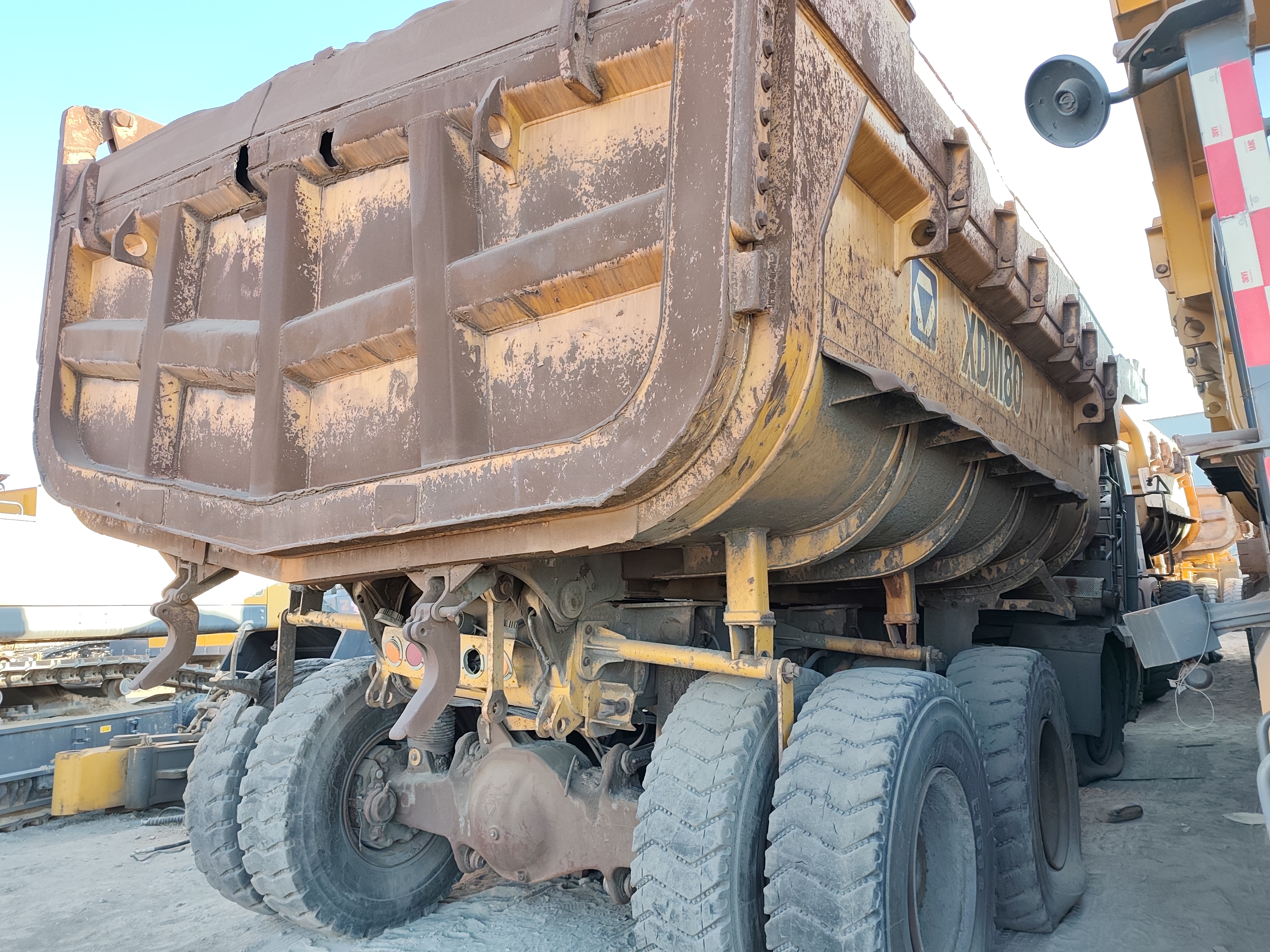 徐工XDR80T宽体车