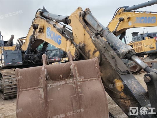 徐工XE700D履帶式挖掘機