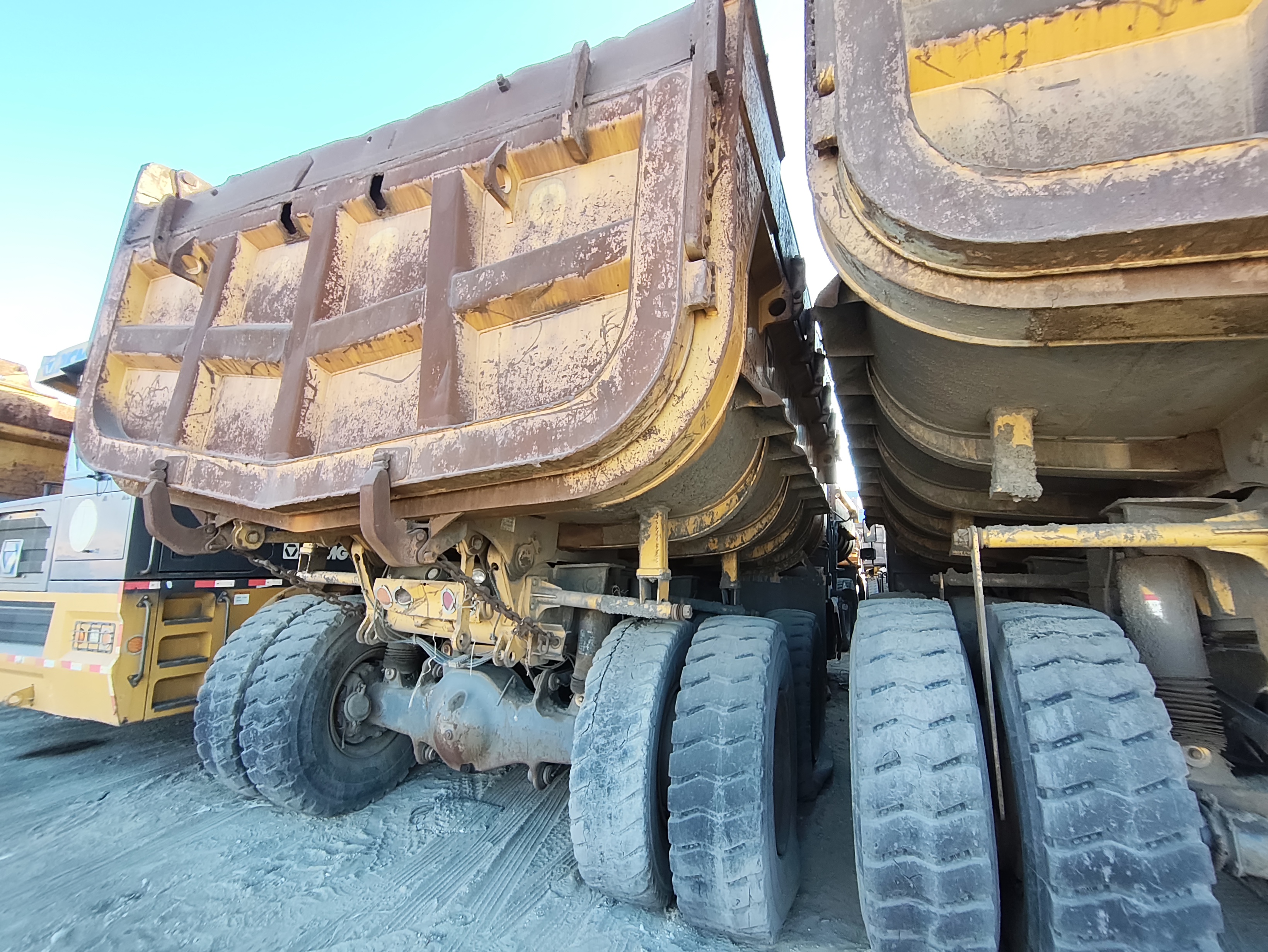 徐工XDM80宽体车