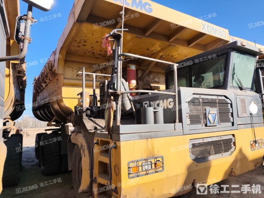 徐工XDM80宽体车