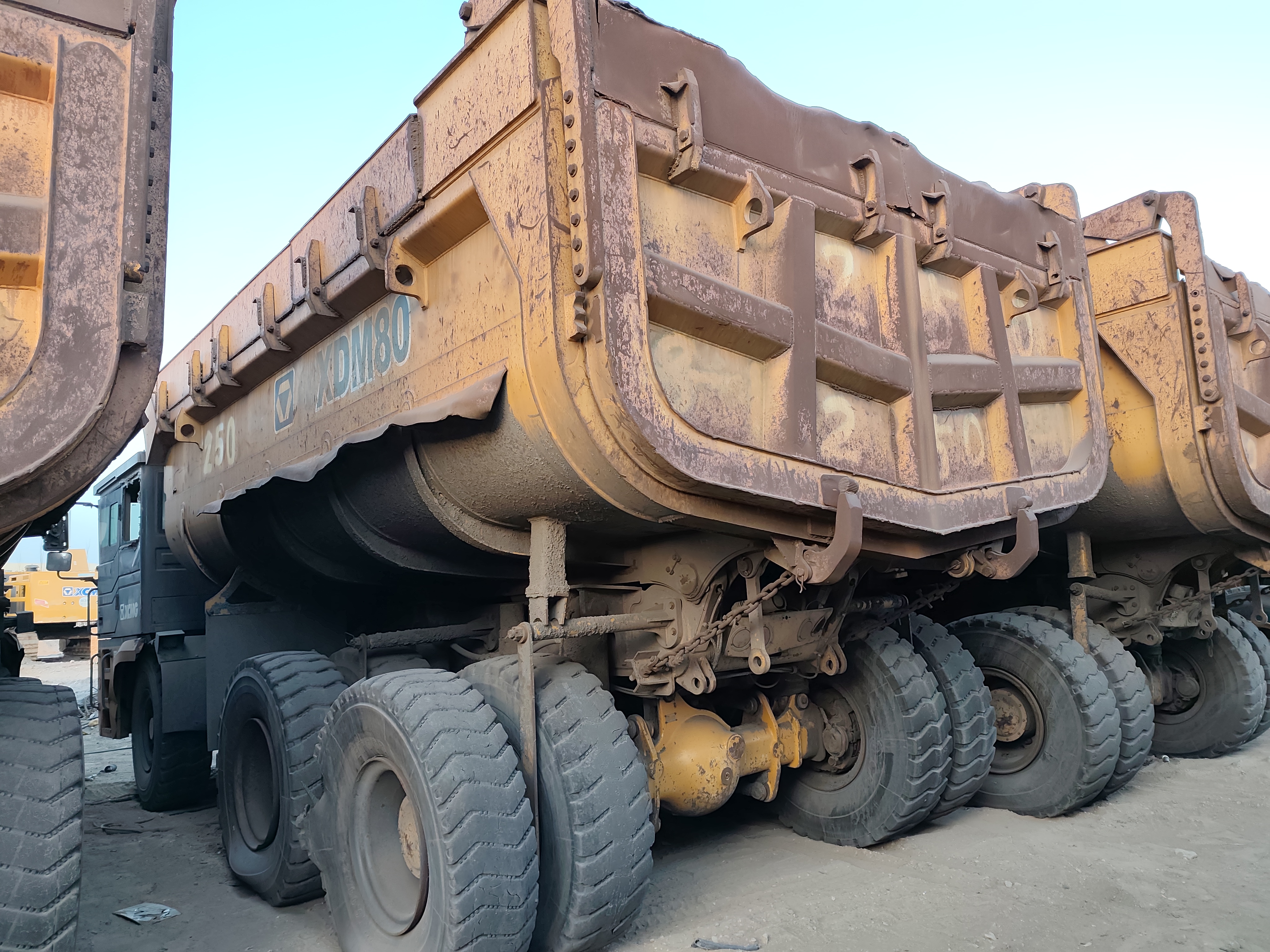 徐工XDM80宽体车