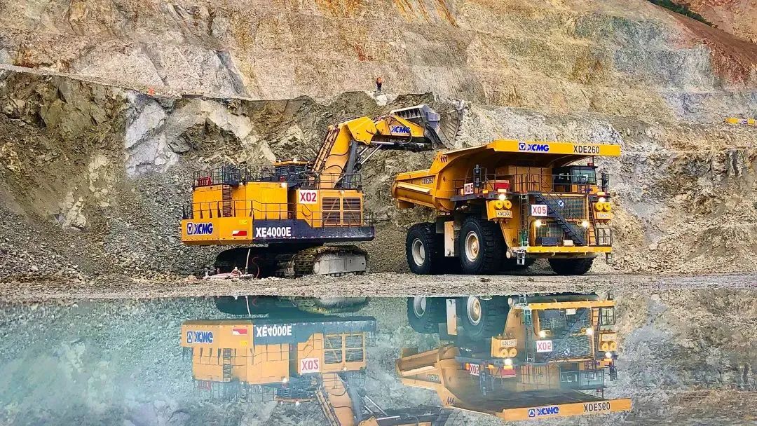 徐工百吨级矿山成套组合扎根南美