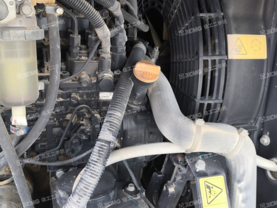 斗山DX75履带式挖掘机