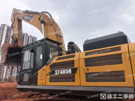 三一重工SY485C履带式挖掘机