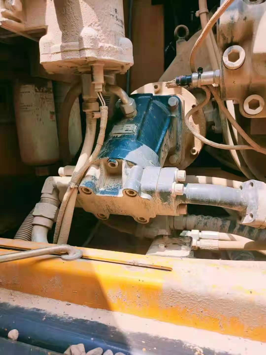 徐工XE500HB履帶式挖掘機