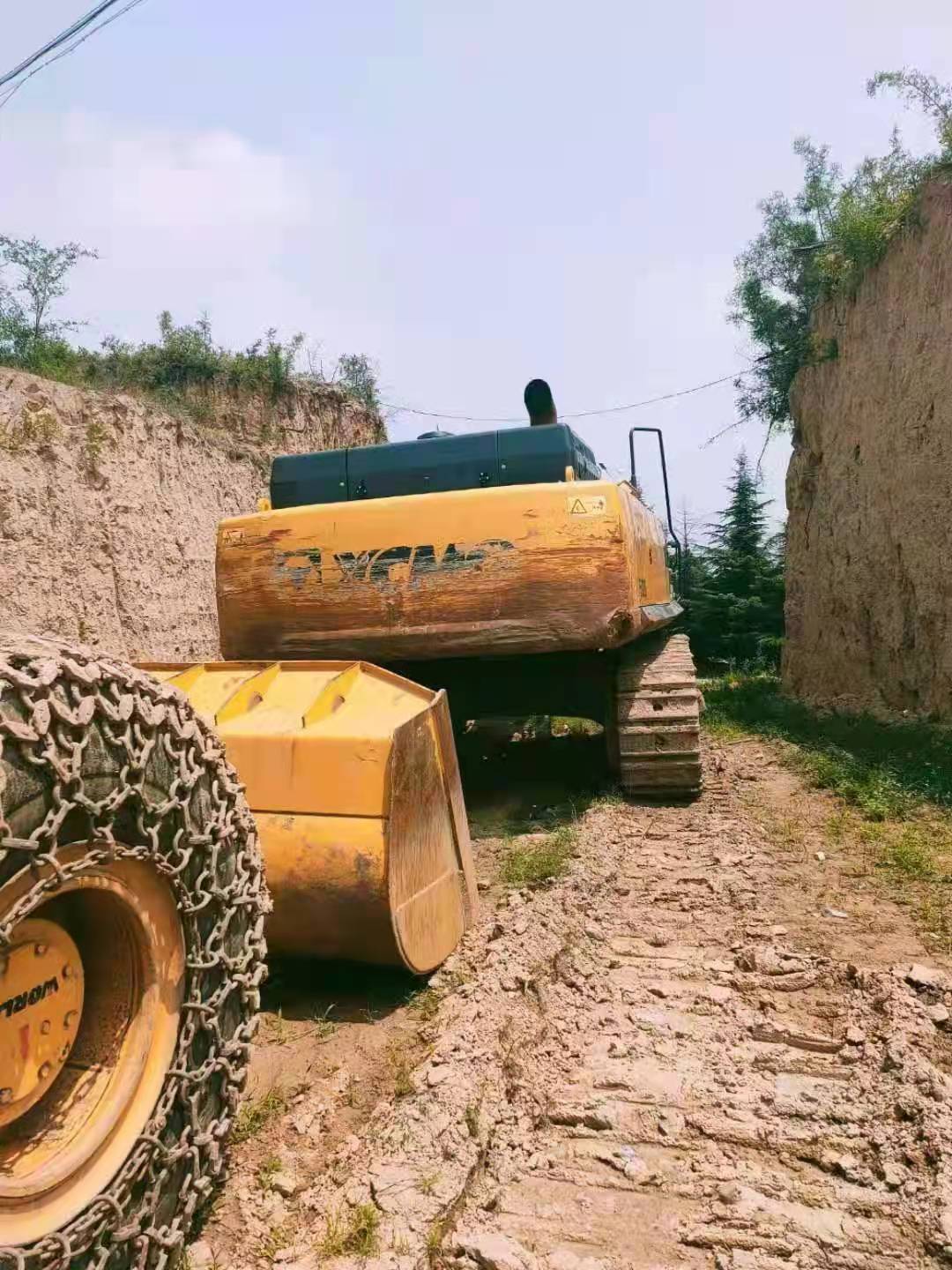 徐工XE500HB履帶式挖掘機