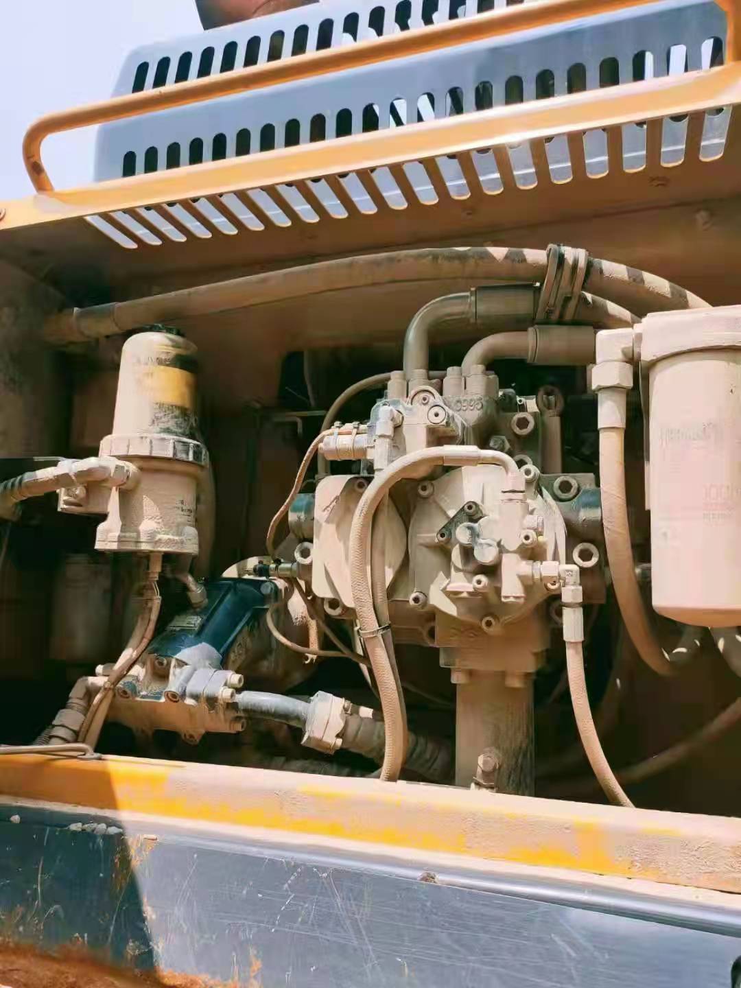 徐工XE500HB履帶式挖掘機