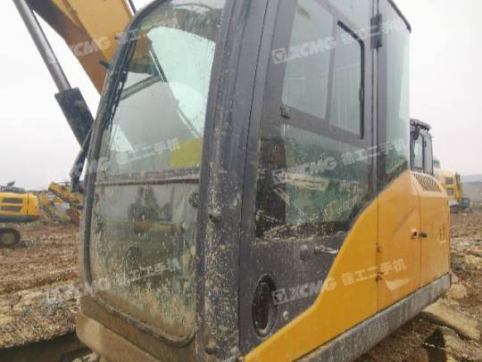 徐工XE75DA履带式挖掘机