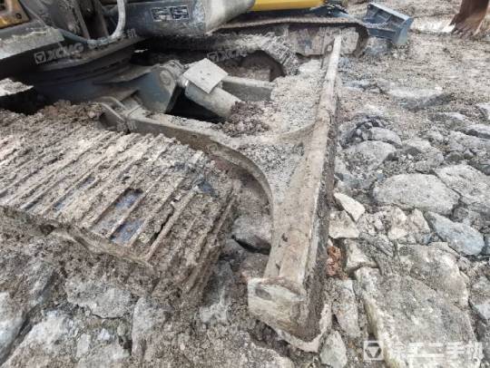 徐工XE75DA履带式挖掘机