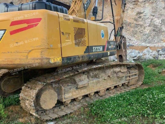 三一重工SY205履带式挖掘机