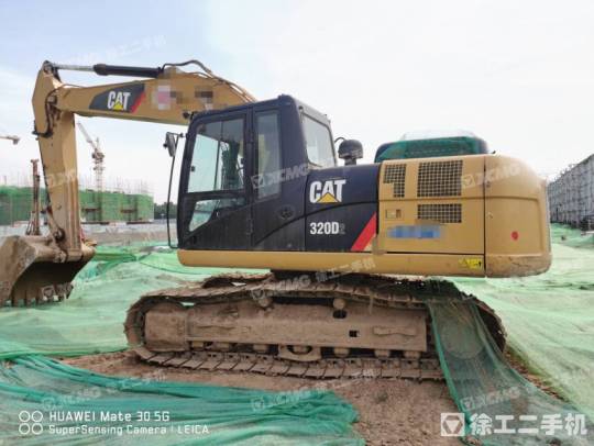 卡特彼勒320D2履带式挖掘机
