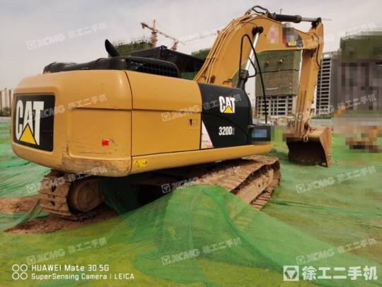 卡特彼勒320D2履带式挖掘机