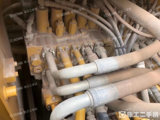 卡特彼勒320D2履带式挖掘机