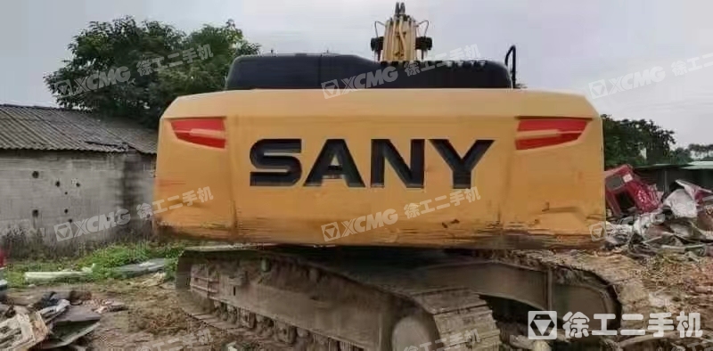 三一重工SY245履带式挖掘机