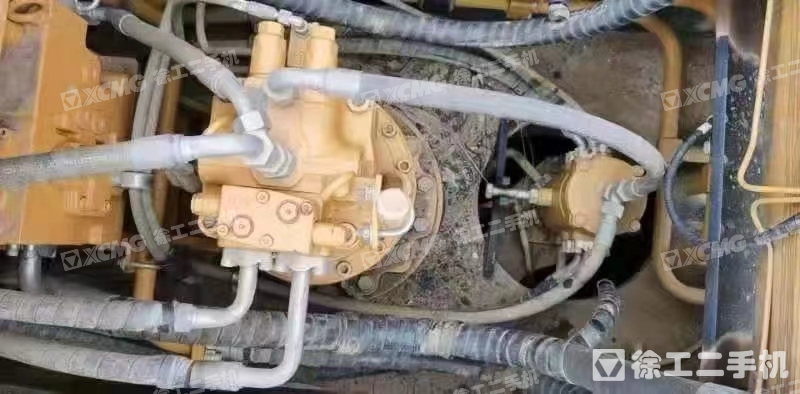 三一重工SY245履带式挖掘机