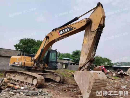 三一重工SY245履带式挖掘机