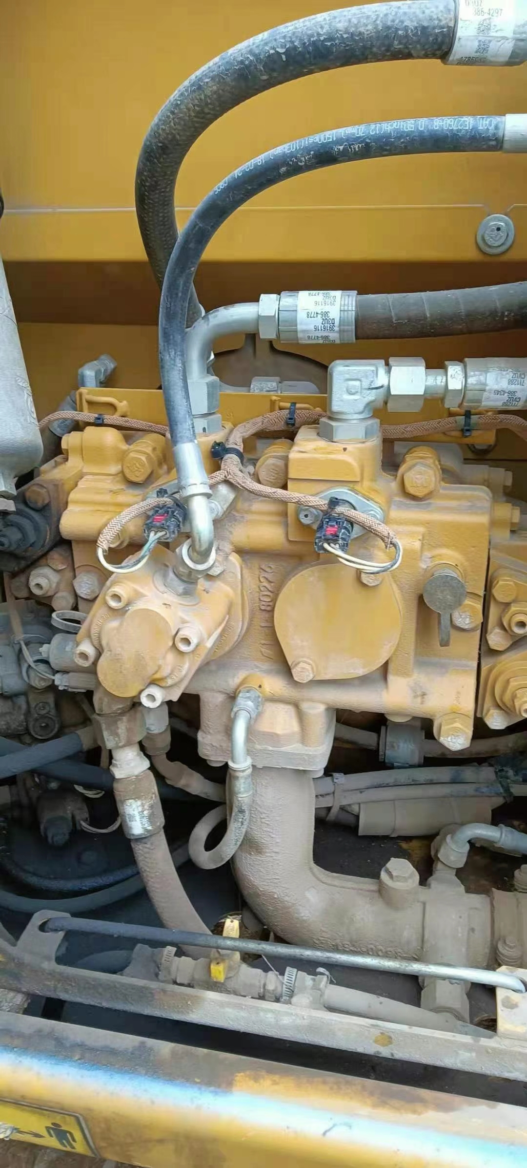 卡特彼勒313履帶式挖掘機