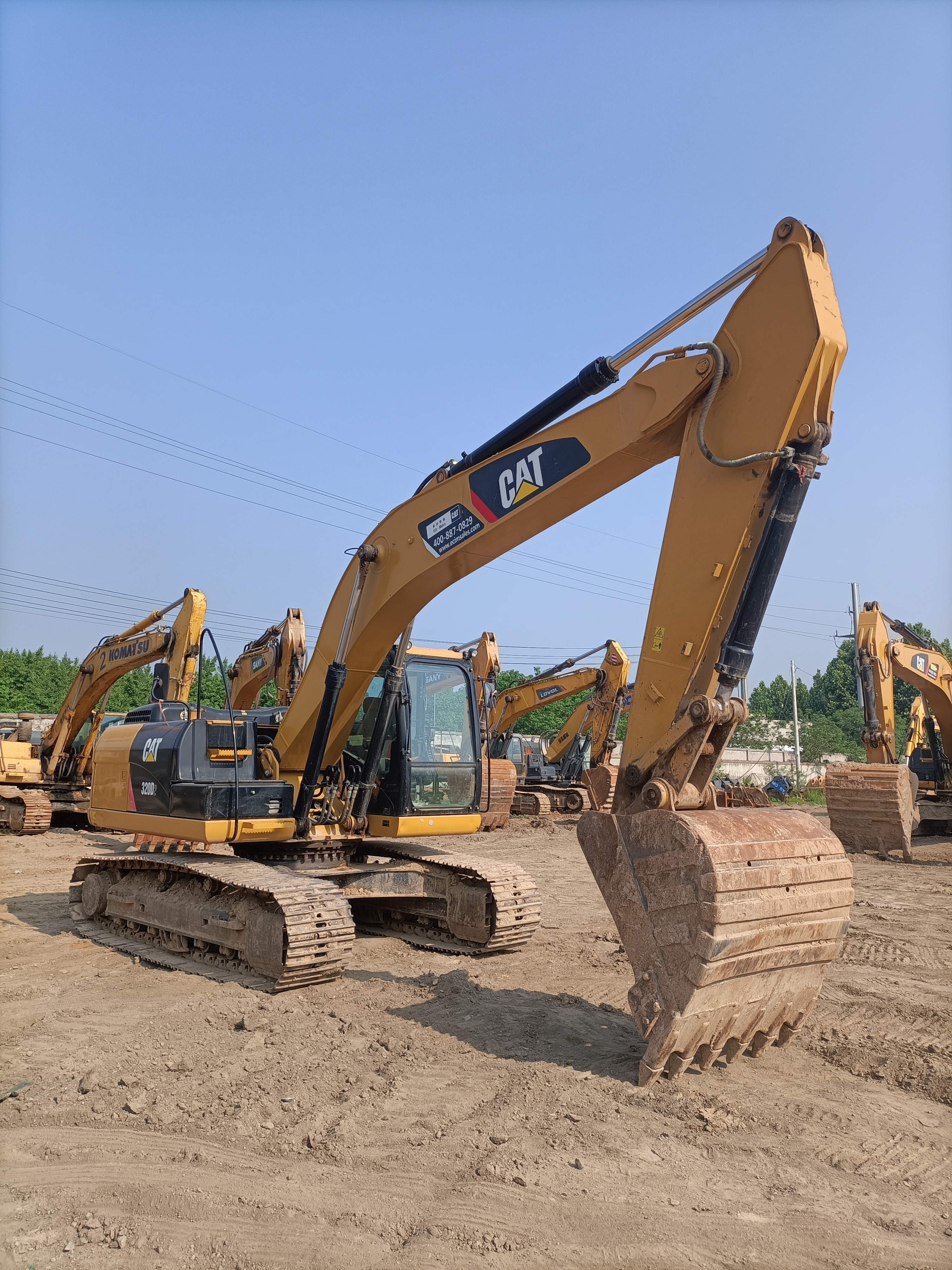 卡特彼勒320D2履帶式挖掘機(jī)