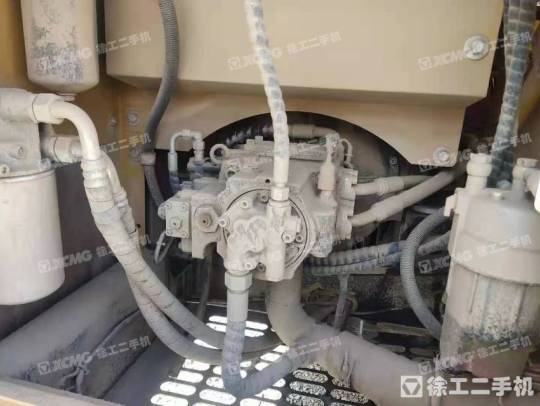 三一重工SY135履带式挖掘机