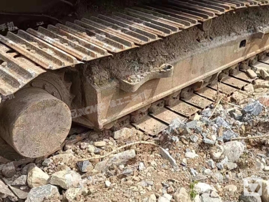 徐工XE135履带式挖掘机