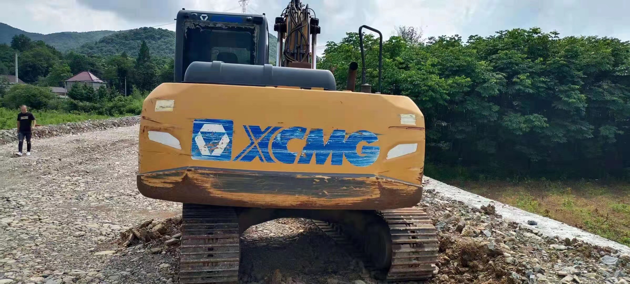 徐工XE135履帶式挖掘機