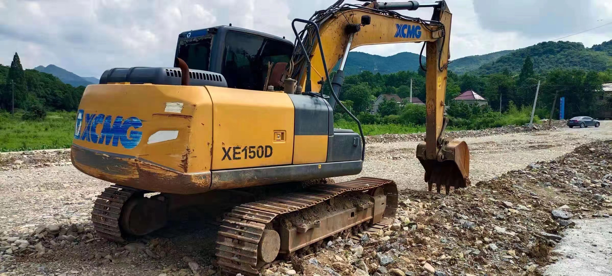 徐工XE135履帶式挖掘機