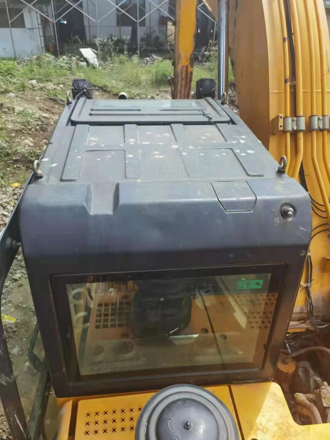 龍工LG6225履帶式挖掘機
