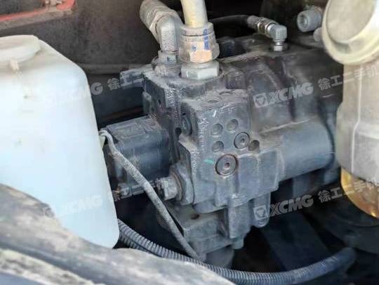 斗山DX75履带式挖掘机