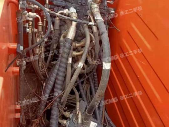 斗山DX75履带式挖掘机