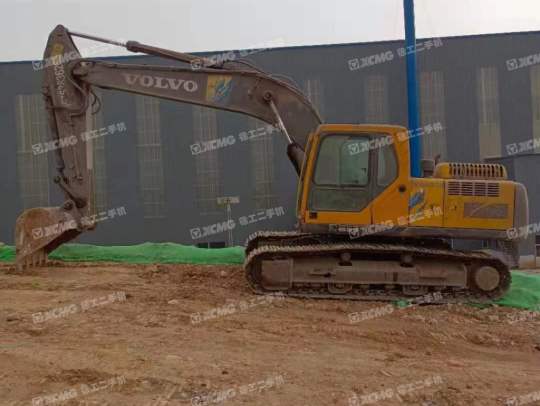 沃尔沃EC210履带式挖掘机