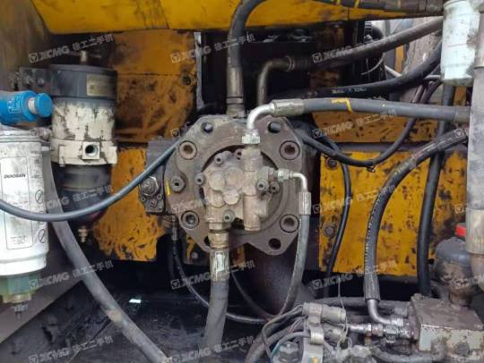 沃尔沃EC210履带式挖掘机