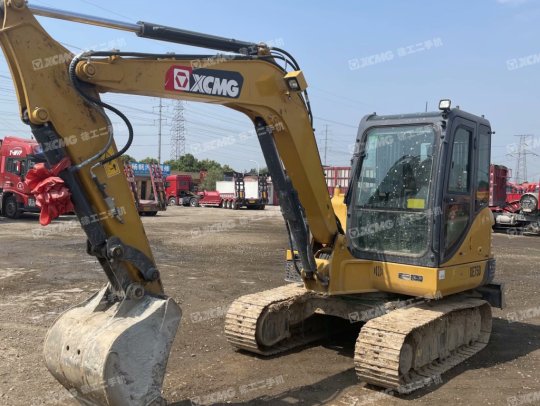 徐工XE60履带式挖掘机