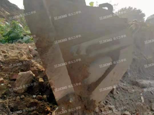 柳工CLG922履带式挖掘机