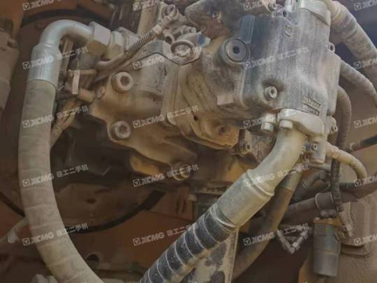 三一重工SY485履带式挖掘机