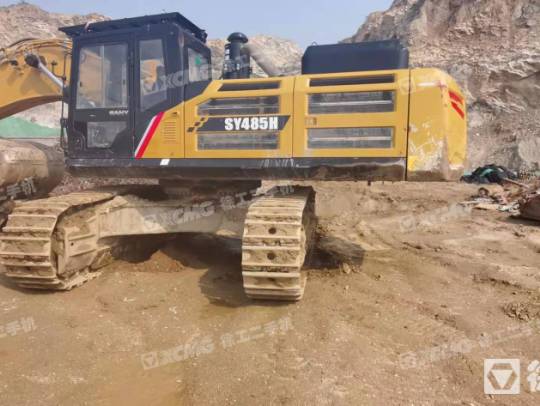 三一重工SY485履带式挖掘机