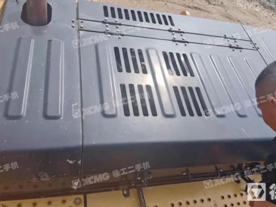 三一重工SY485履带式挖掘机