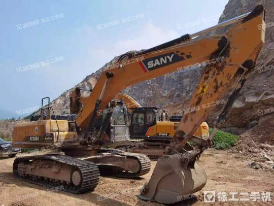 三一重工SY245履带式挖掘机