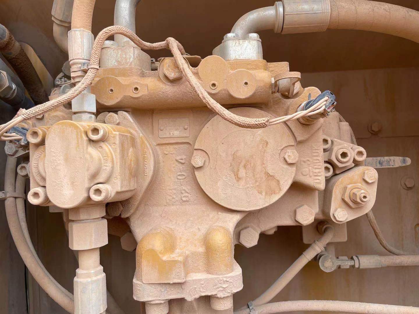 卡特彼勒330D履帶式挖掘機(jī)