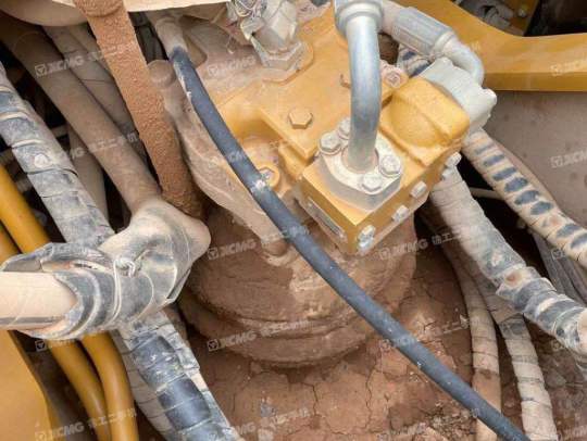 卡特彼勒330D履带式挖掘机