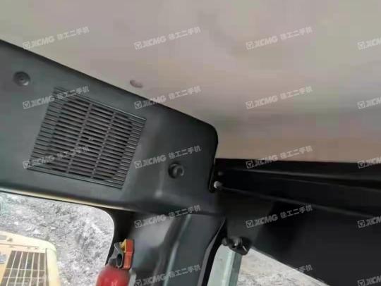 三一重工SY205履带式挖掘机