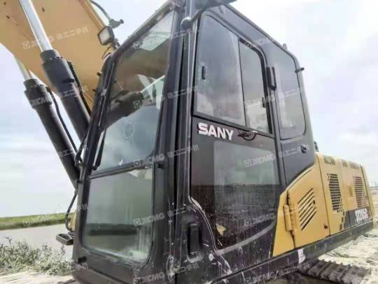 三一重工SY205履带式挖掘机